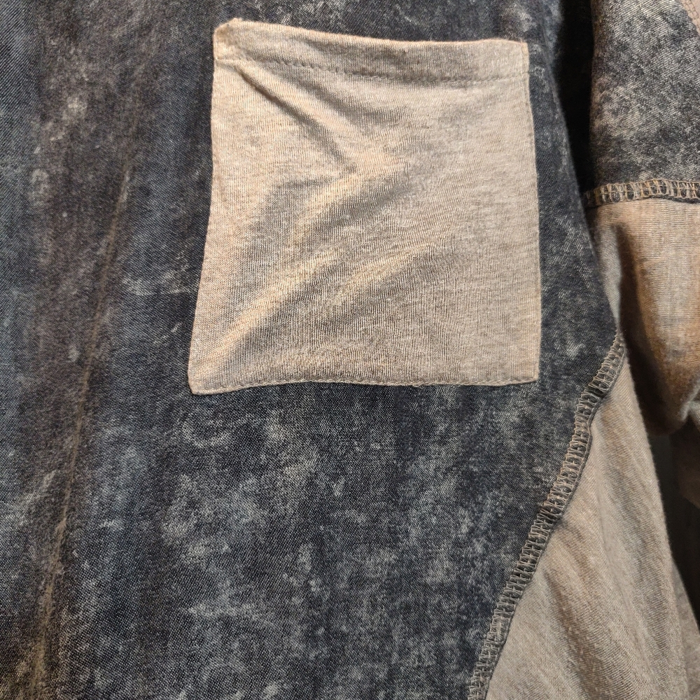 LAST CHANCE Akira Loose Fit Bat Wing Top - Picture 7 of 16